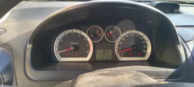 Auto Chevrolet Aveo 2009 en buen estado - miniatura 4