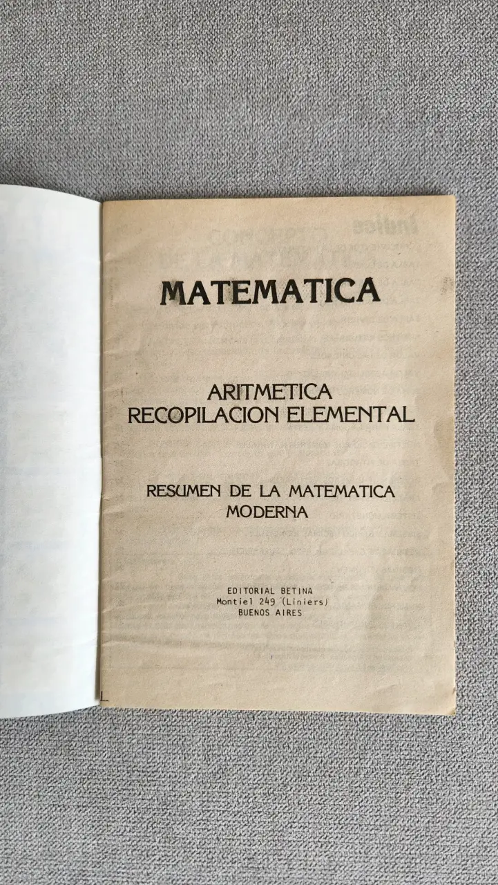 Libros educativos de ortografía y matemáticas - 2