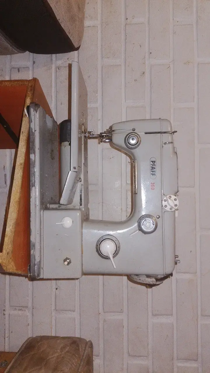 Máquina de coser Pfaff 360 vintage - 1