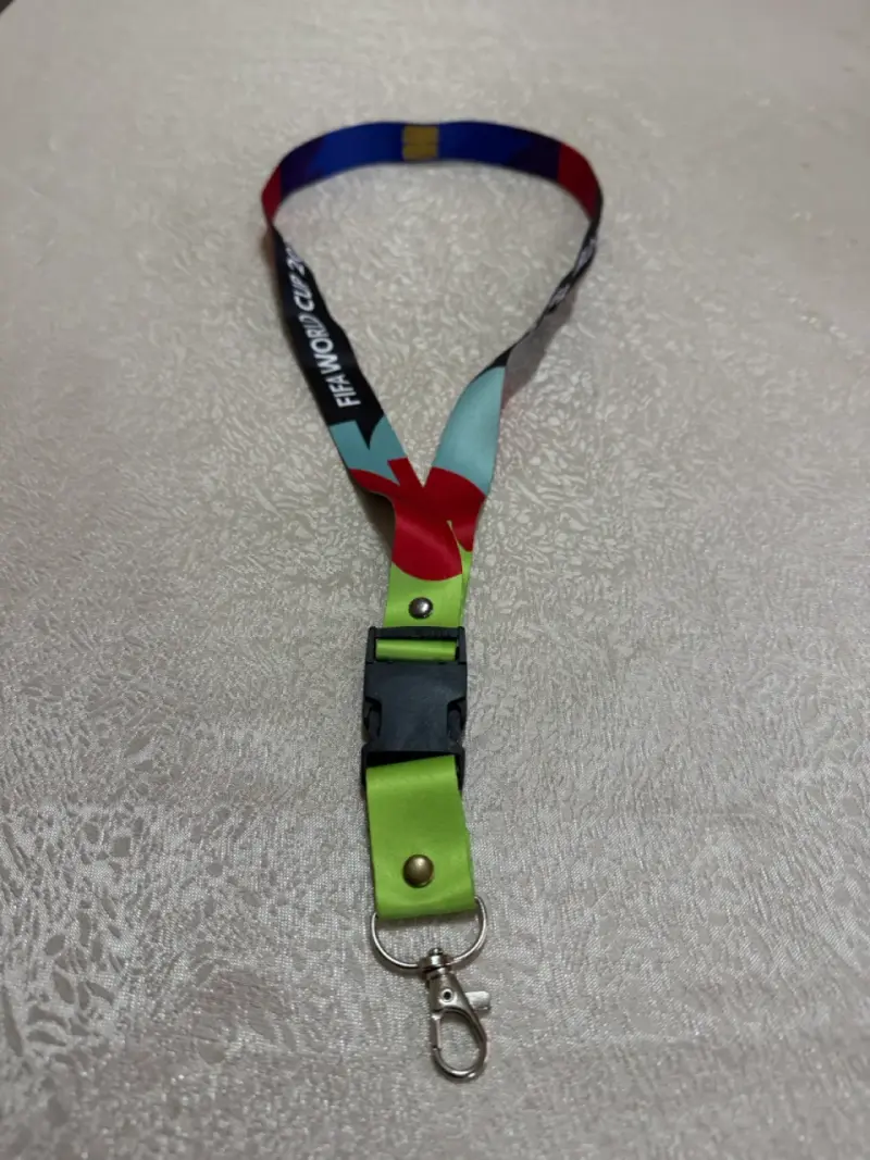 Lanyard FIFA World Cup 2026 colorido - 3