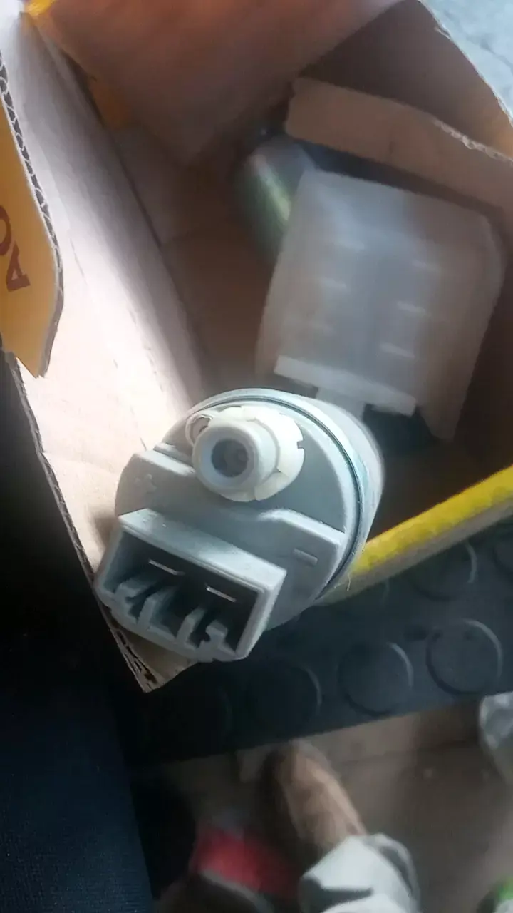 Bomba de combustible para auto Hyundai accent 2010 - 2