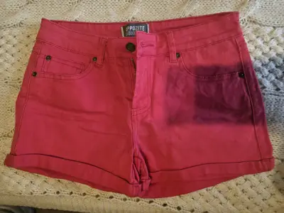 Shorts mezclilla rojos mujer Opposite 38 - miniatura 1
