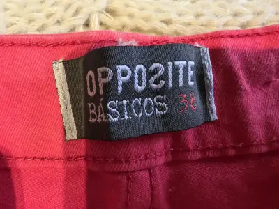 Shorts mezclilla rojos mujer Opposite 38 - miniatura 2