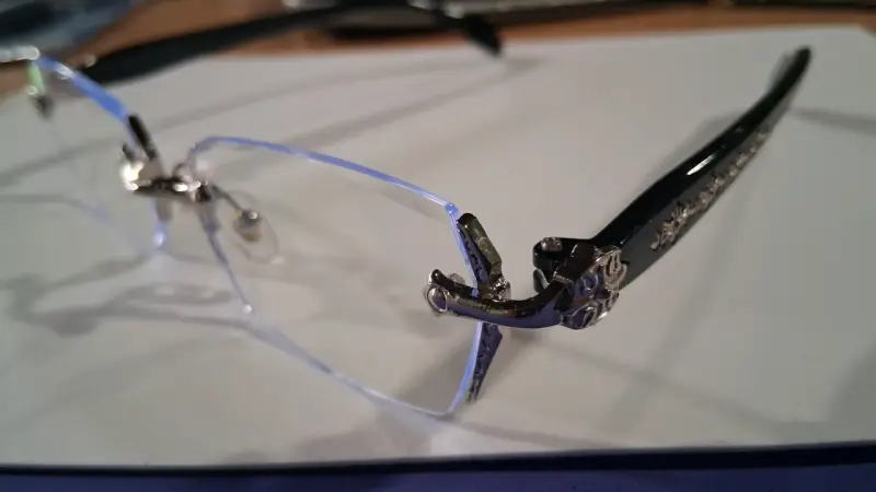 Lentes de lectura con diseño elegante - 4
