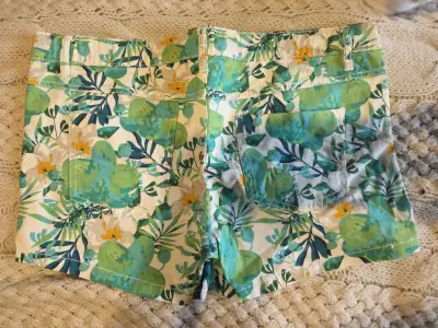 Shorts verde URB 42 - miniatura 2