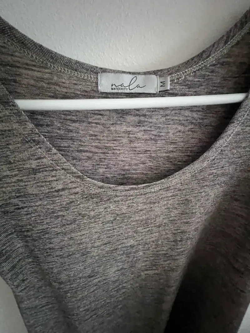 Polera de maternidad dorada Nala Maternity - 1