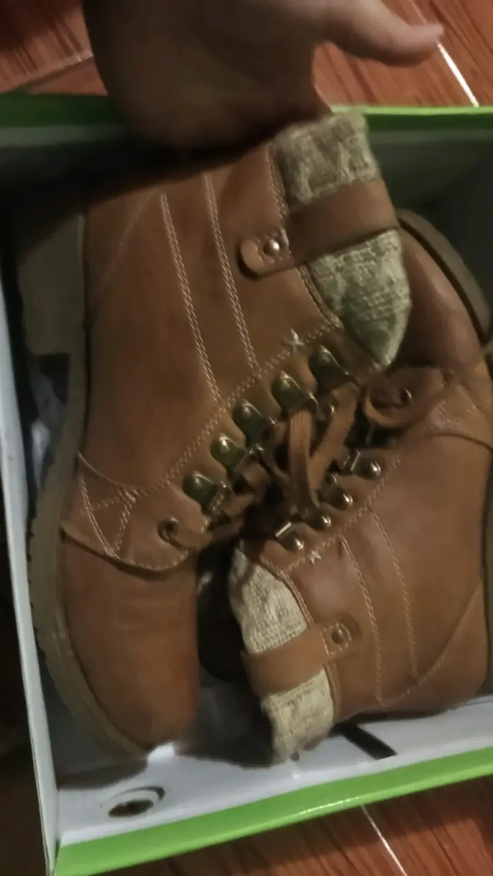 Botines de cuero marrón para mujer