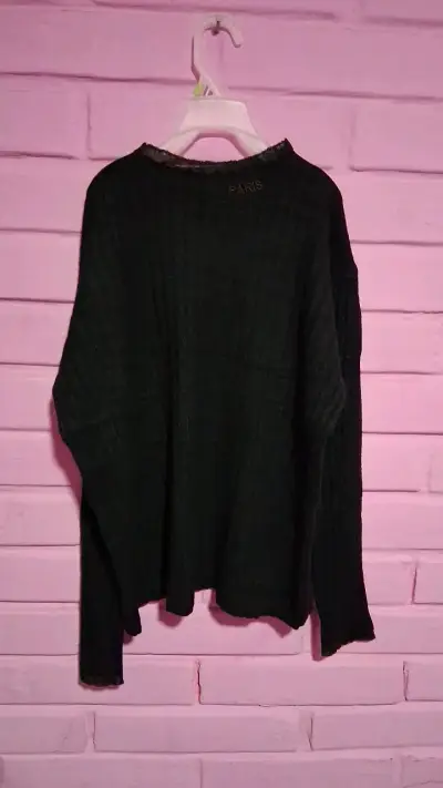 Suéter negro de punto para mujer - miniatura 1