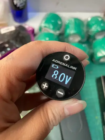 Máquina de tatuaje con batería inalámbrica Kimera - miniatura 5