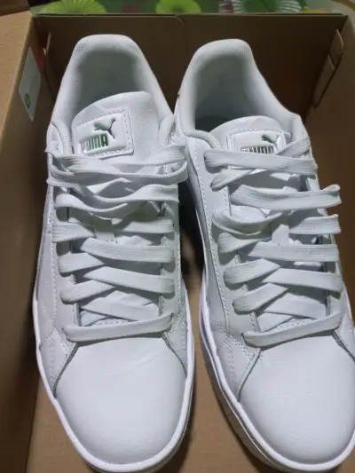 Zapatillas deportivas blancas Puma para mujer - miniatura 1