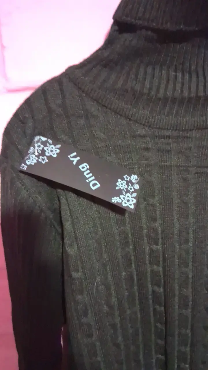 Suéter de cuello alto negro para mujer - 2