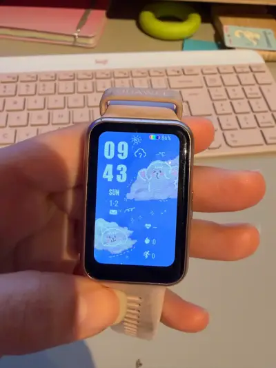 Smartwatch Huawei con pantalla táctil - miniatura 1