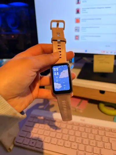 Smartwatch Huawei con pantalla táctil - miniatura 3