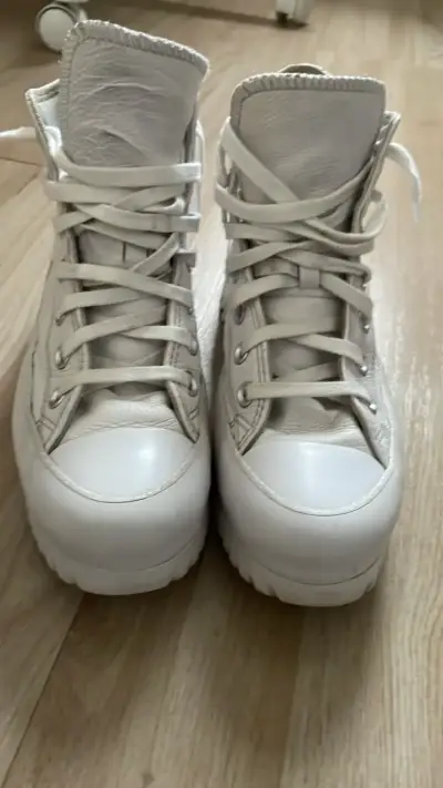 Zapatillas Converse All Star blancas de cuero - miniatura 3