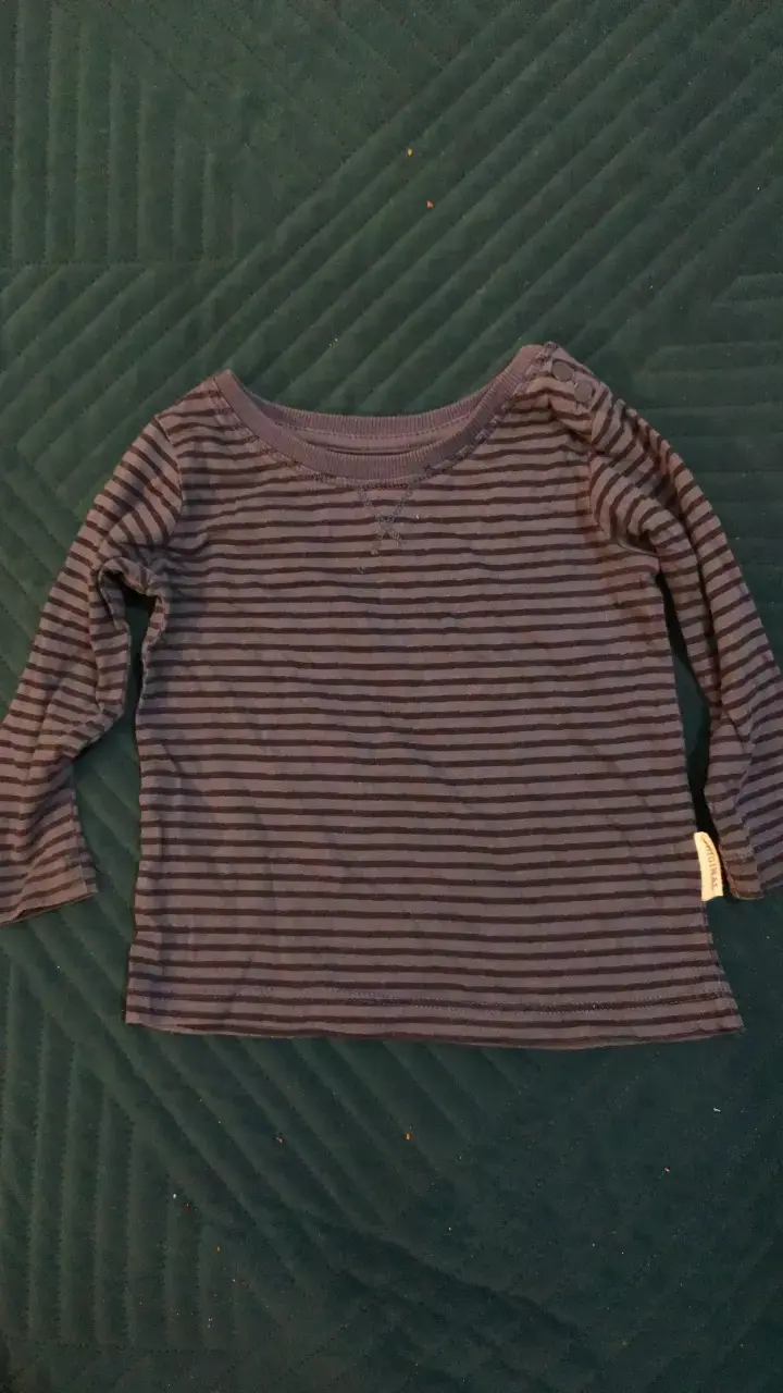 Polera de rayas para niño manga larga
