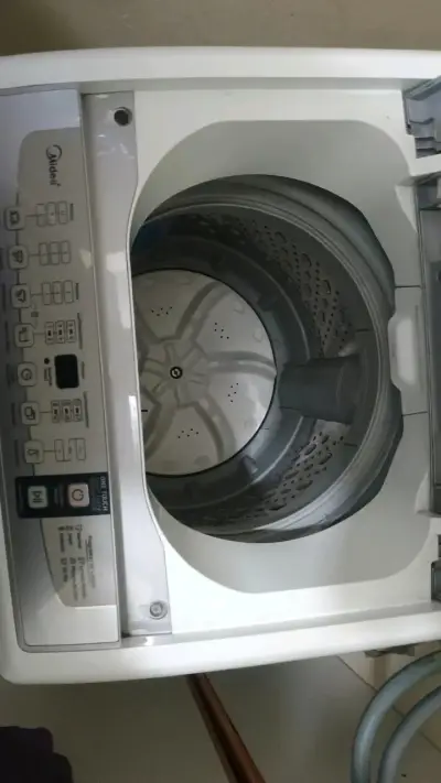 Lavadora Midea de carga superior 7kg - miniatura 1