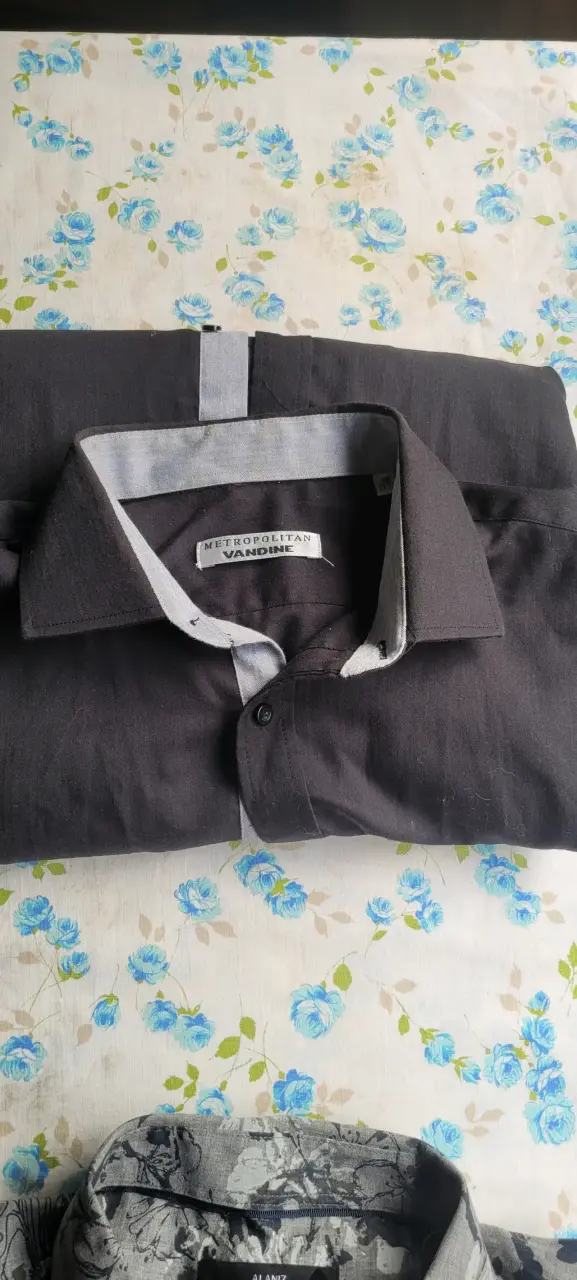 Camisa negra de hombre Metropolitan Vandine