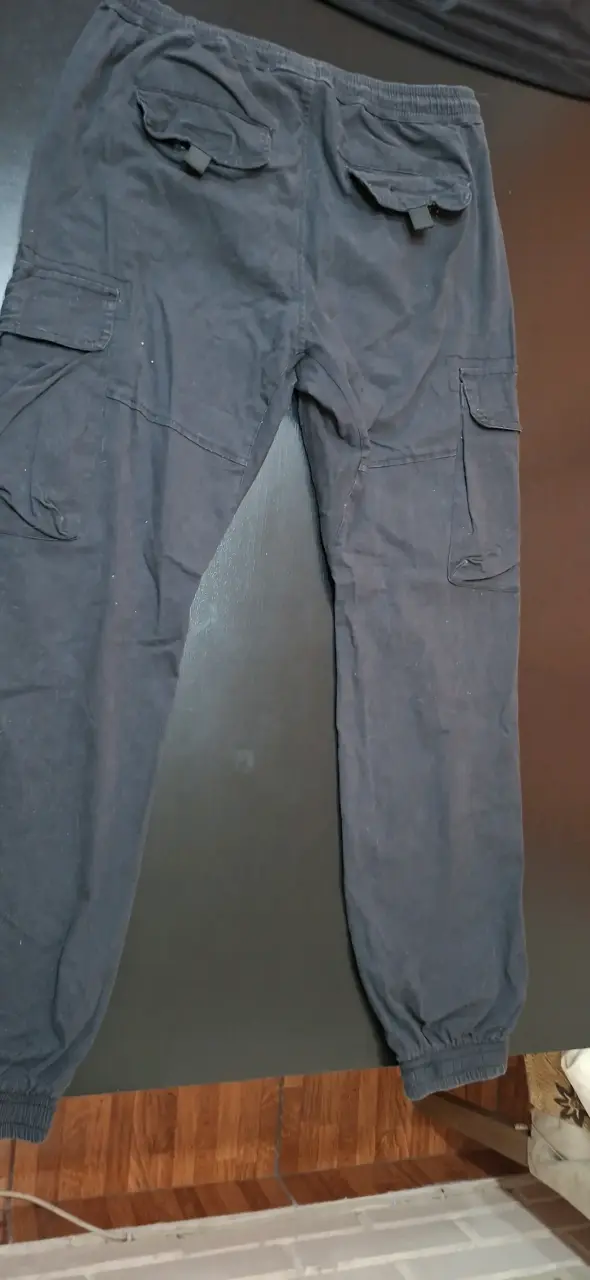 Pantalones cargo negros para hombre tipo jogger - 2