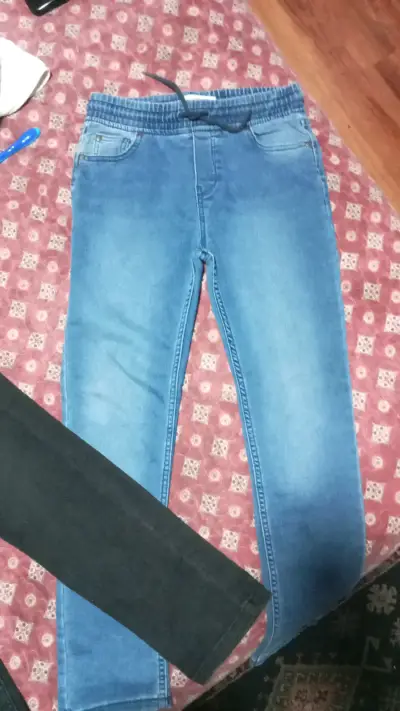 Jeans negros para niño talla 12 - miniatura 2