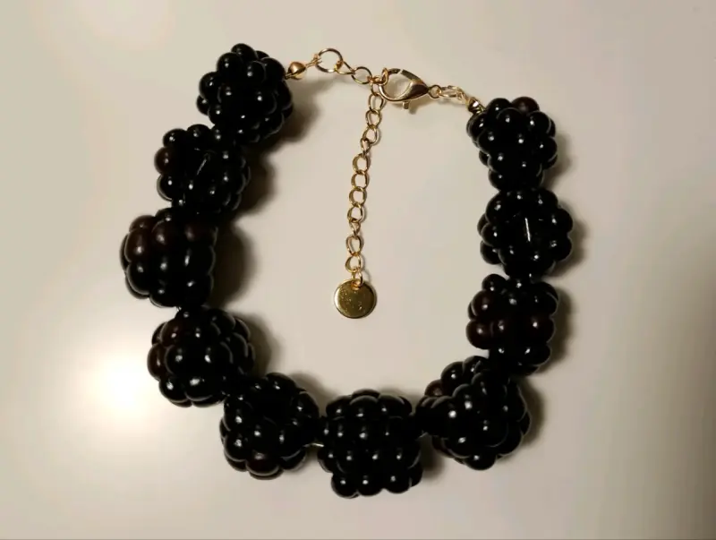 Pulsera artesanal de cuentas de mora - 3