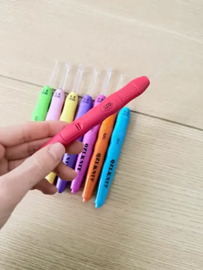 Set de ganchillos con luz ergonómicos - miniatura 3