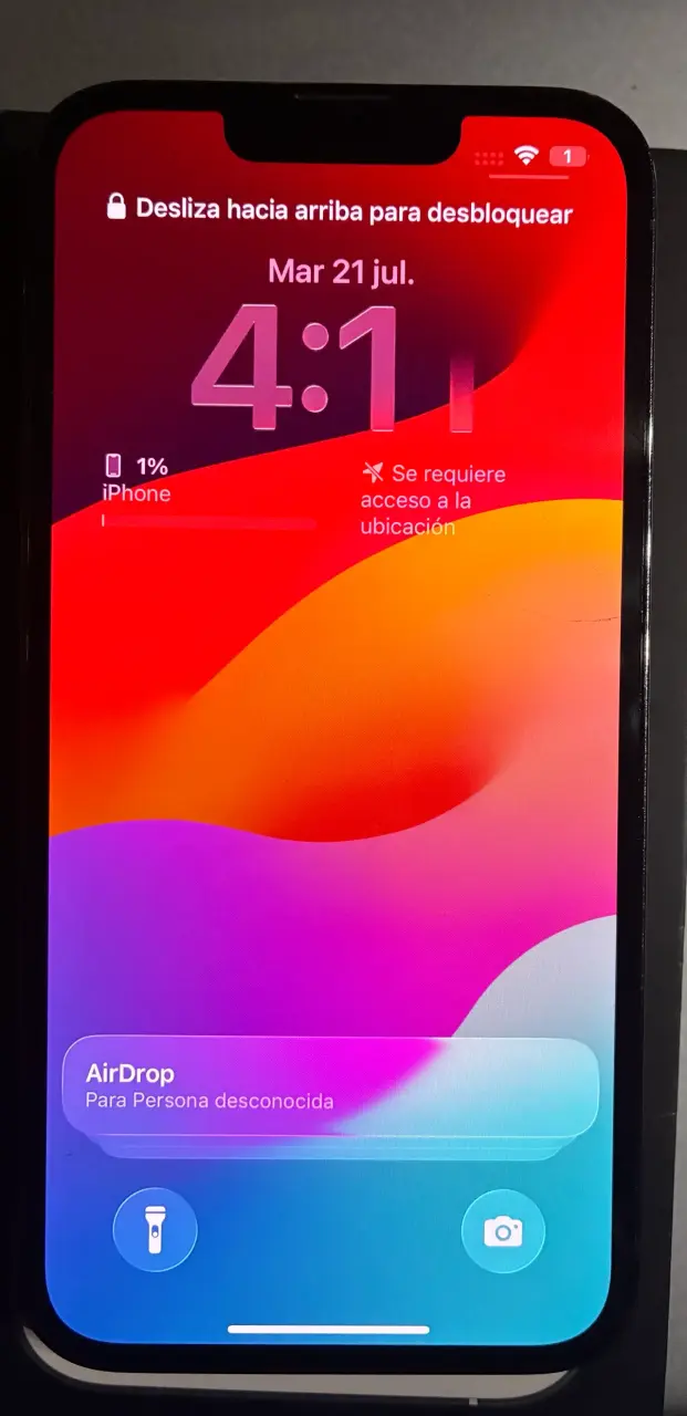 iPhone con batería degradada y pantalla intacta - 3