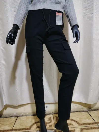 Pantalones cargo para mujer - miniatura 1