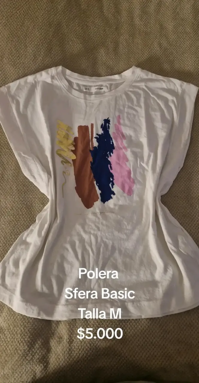 Polera Sfera Basic con diseño artístico talla M - 1