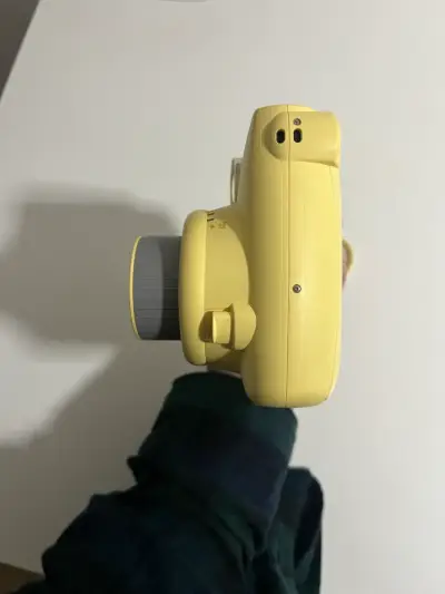 Cámara instantánea Fujifilm Instax Mini 8 amarilla - miniatura 3