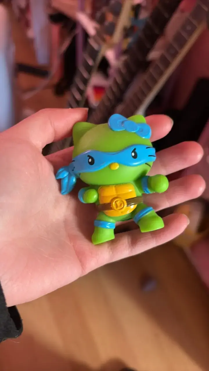 Figura de acción Hello Kitty Ninja Tortuga