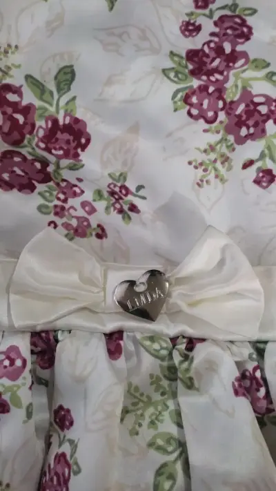 Vestido floral para niña con lazo decorativo - miniatura 3