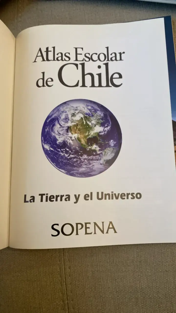 Atlas Escolar de Chile Sopena La Tierra y el Universo - 3