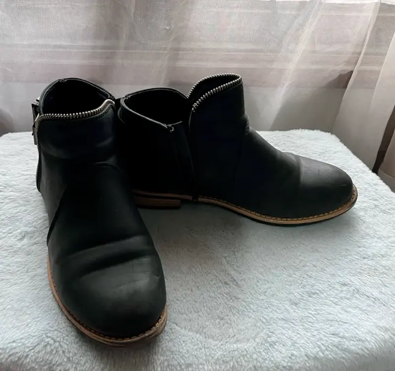 Botines ecocuero negro cierre lateral - 3