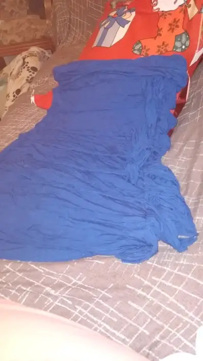 Vestido azul con flecos elegante - miniatura 3