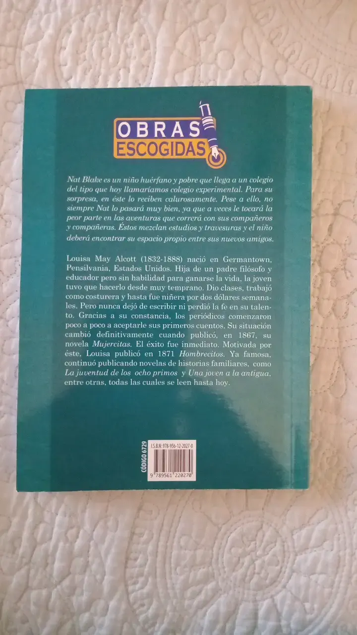 Libro 'Hombrecitos' de Louisa M. Alcott - 2