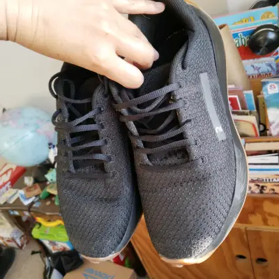 Zapatillas deportivas negras num 40 - miniatura 1