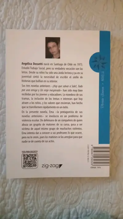 Libro 'Un secreto en mi colegio' de Angélica Dossetti - miniatura 2