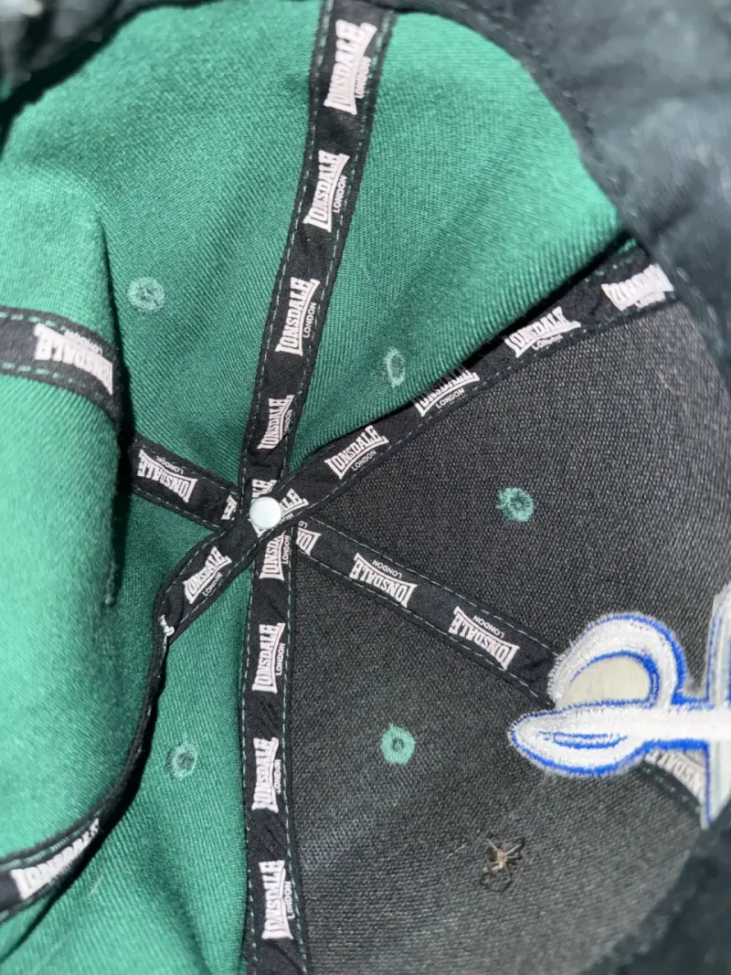 Gorra verde con visera gris Lonsdale - 3