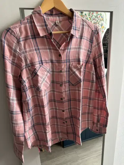 Camisa de mujer a cuadros rosada - miniatura 1