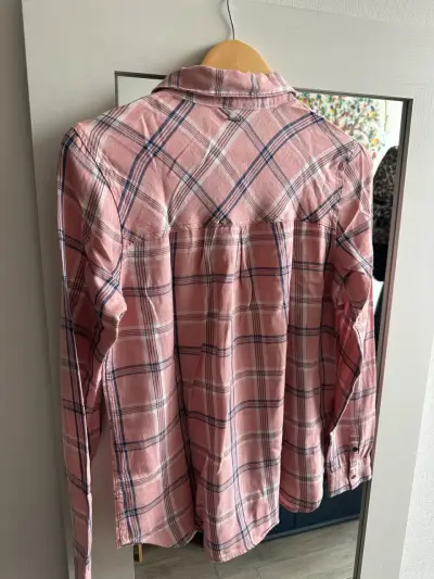 Camisa de mujer a cuadros rosada - miniatura 3