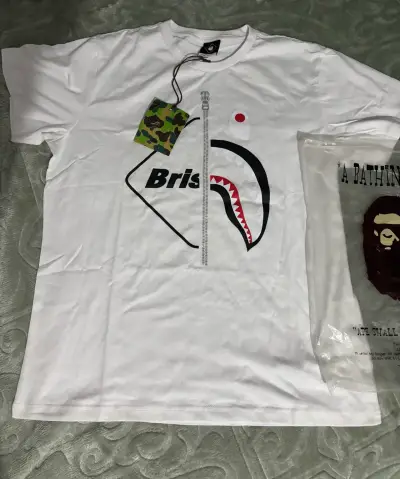 Polera blanca Bape - miniatura 1