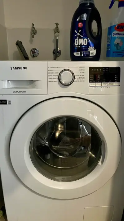 Lavadora-Secadora Samsung Frontal 11kg/7kg - miniatura 2