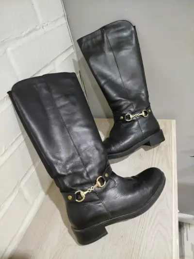 Botas de cuero negro con hebillas metálicas - miniatura 3