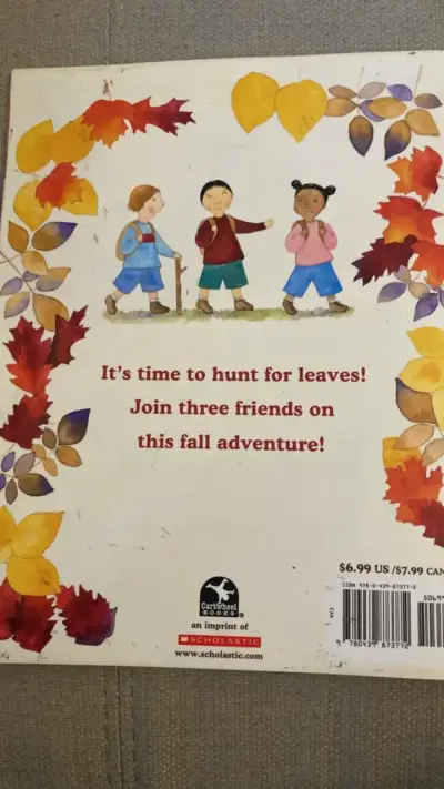 Libro infantil 'We're Going on a Leaf Hunt' de Steve Metzger - miniatura 2