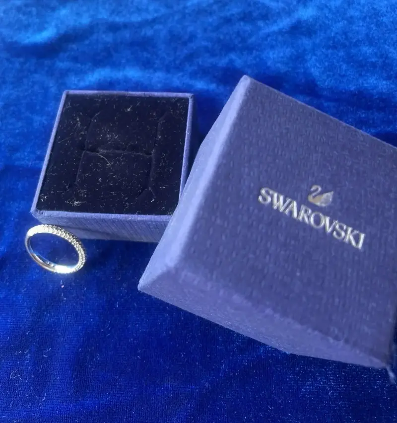 Anillo Swarovski con cristales brillantes - 5