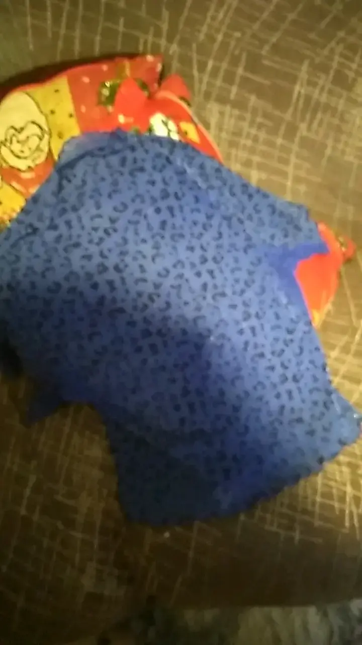 Polera corta azul con estampado de leopardo - 2