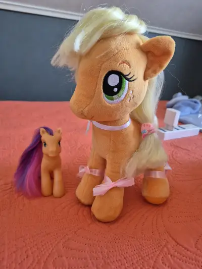 Peluche de My Little Pony con muñeca pequeña - miniatura 1