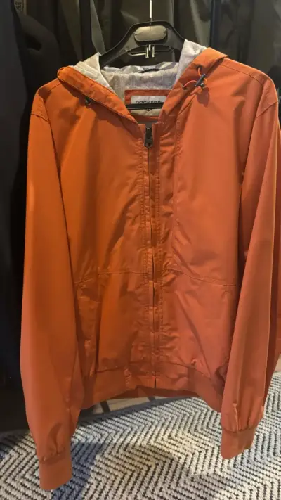 Chaqueta cortaviento naranja para hombre - miniatura 1