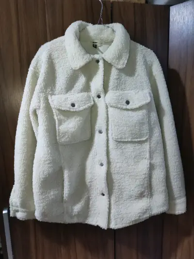 Chaqueta de lana sintética color crema - miniatura 1
