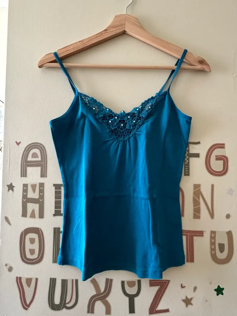 Poleras mujer a $1.000 - 2